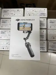 Osmo Mobile 8 Advanced Tracking Combo · 包装图片